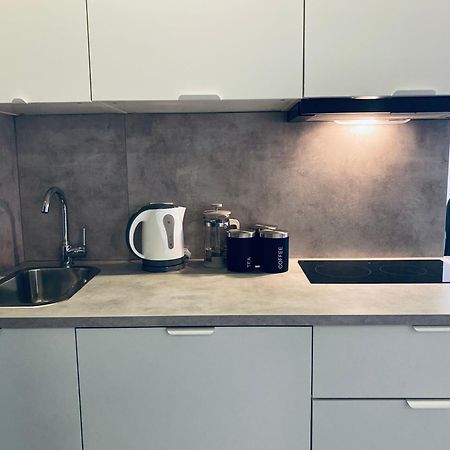 Enes Apartments Legnicka Street 59D ヴロツワフ エクステリア 写真