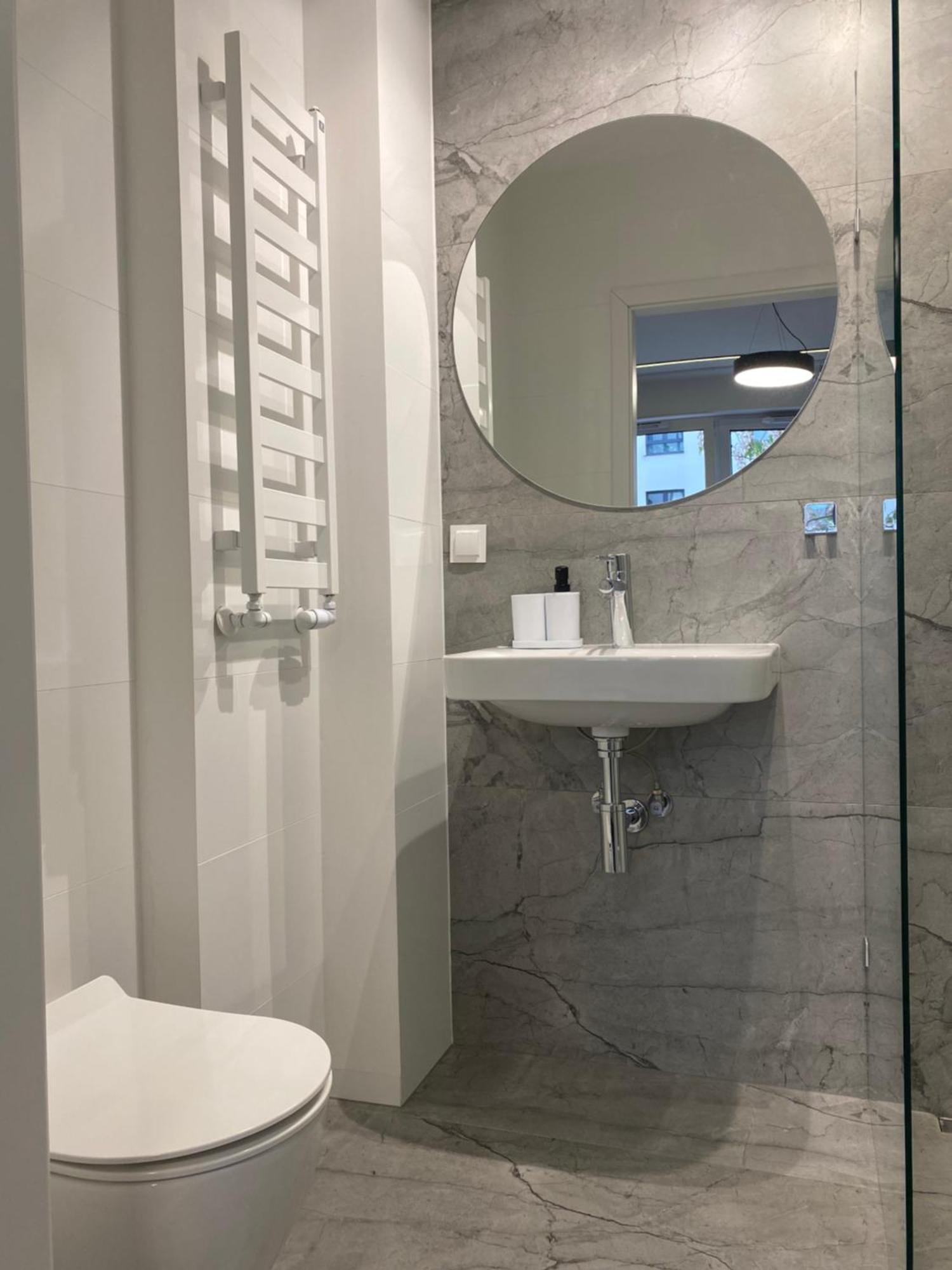 Enes Apartments Legnicka Street 59D ヴロツワフ エクステリア 写真