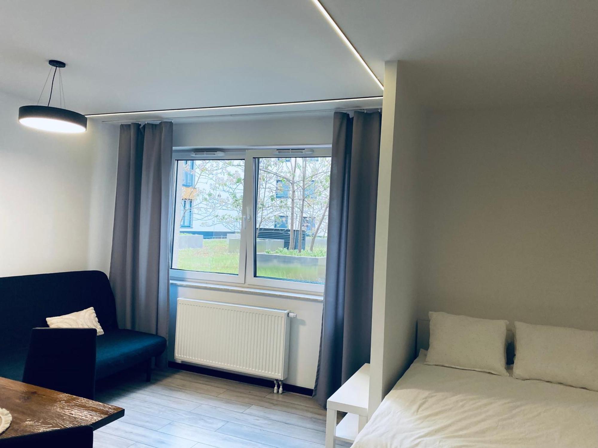 Enes Apartments Legnicka Street 59D ヴロツワフ エクステリア 写真