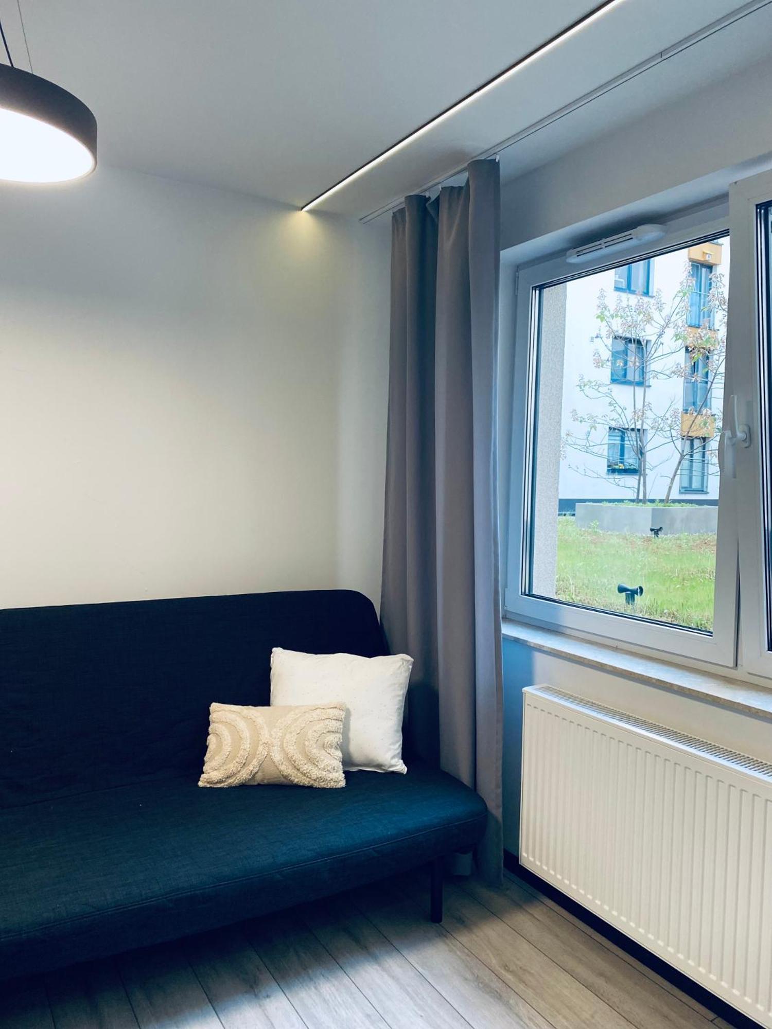 Enes Apartments Legnicka Street 59D ヴロツワフ エクステリア 写真